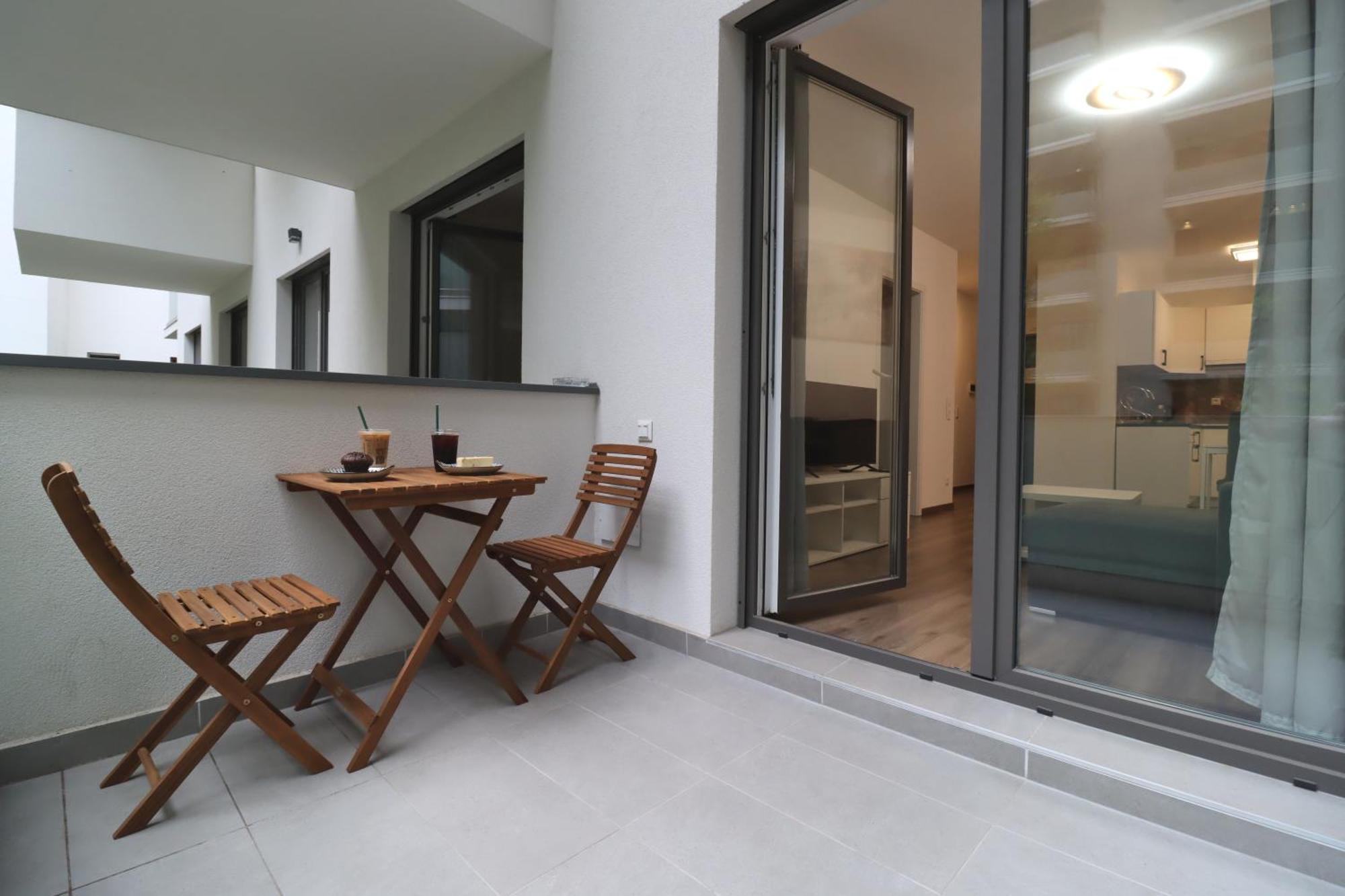 Corvin Modern Suite Budapest Exterior foto
